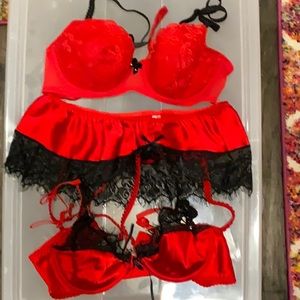 2 bras and garter